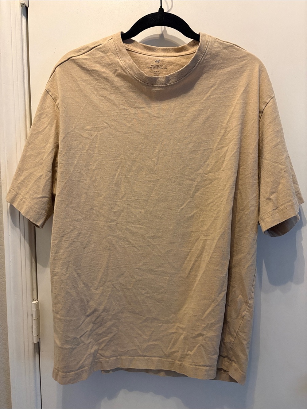 H&M Men's Relaxed Fit Coupe Decontractee Beige Size L